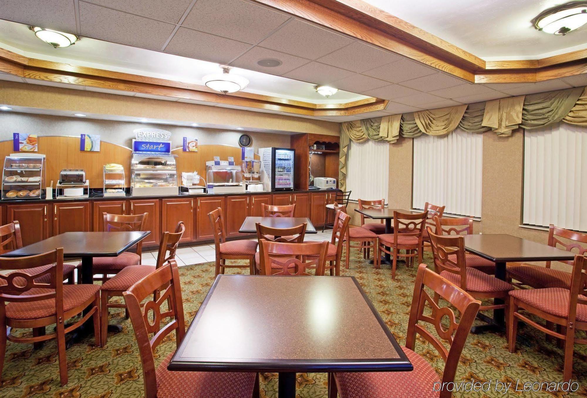 Best Western St. Clairsville Inn & Suites Restoran foto